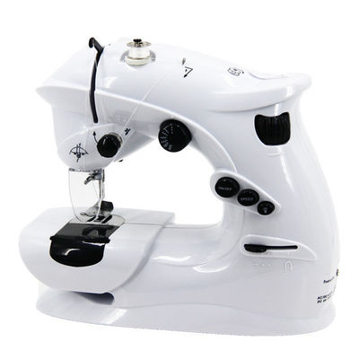 Máquina de costura de camisetas domésticas de mini-função UFR-403 com retalho